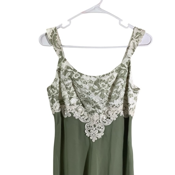 Elegant Vintage Green and White Lace Chiffon Dress Lined - Picture 2 of 9
